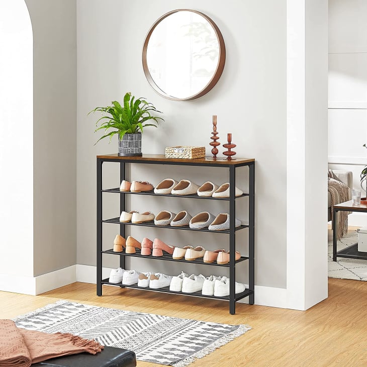 Trendy shoe store rack